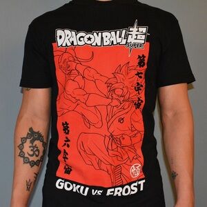 Dragonball Z graphic tee
Goku vs Frost🐉